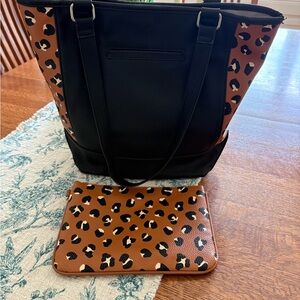 Jewell by Thirty One Black Beauty Leopard Print Tote Pouch included